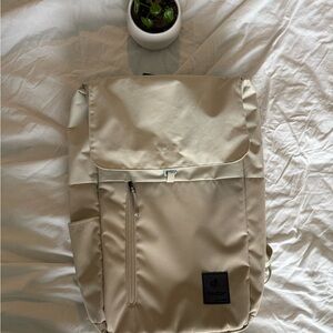 Deuter UP Seoul Commuter Backpack for Women